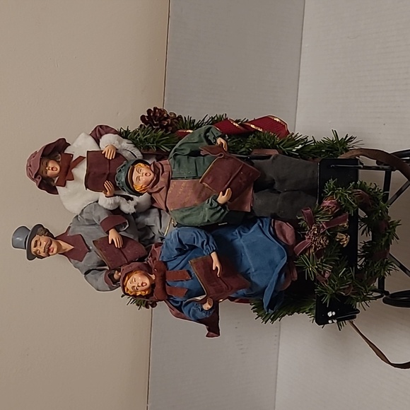 Vintage Traditions Fabric Mache Caroling Family In Carriage Centerpiece - Picture 9 of 17